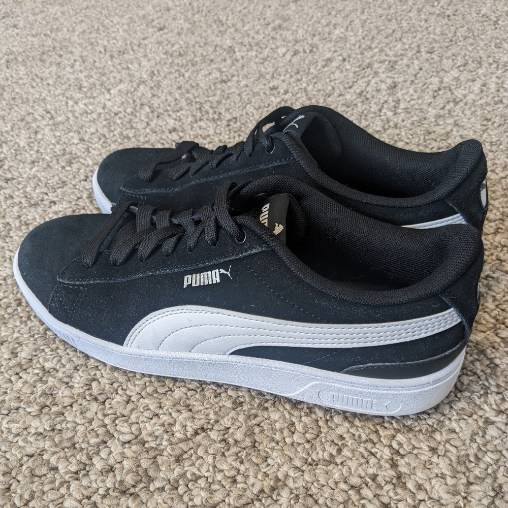 Puma Smash 2 Suede Sneakers Black White Women's Size 8.5